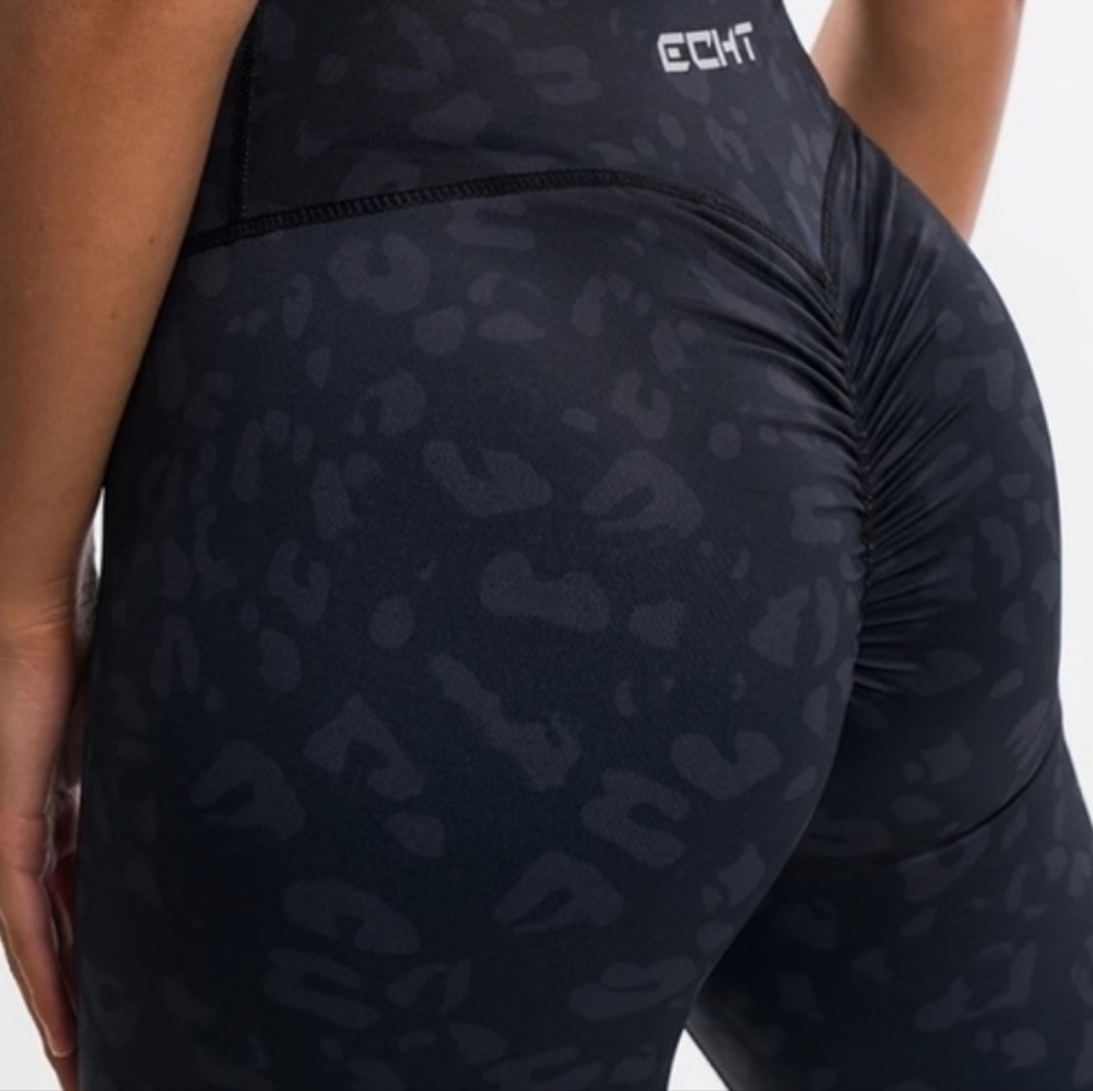 NEW ECHT Scrunch High Rise Leopard Print Leggings With Back Zip Pocket